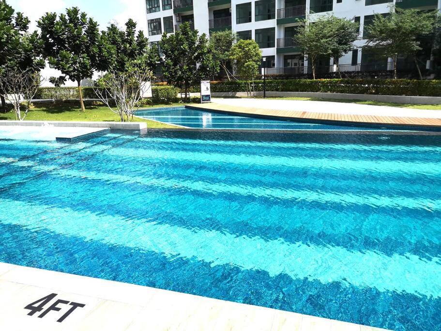 Yolo Budget Condo Premium Facilities One Johor Bahru Zewnętrze zdjęcie